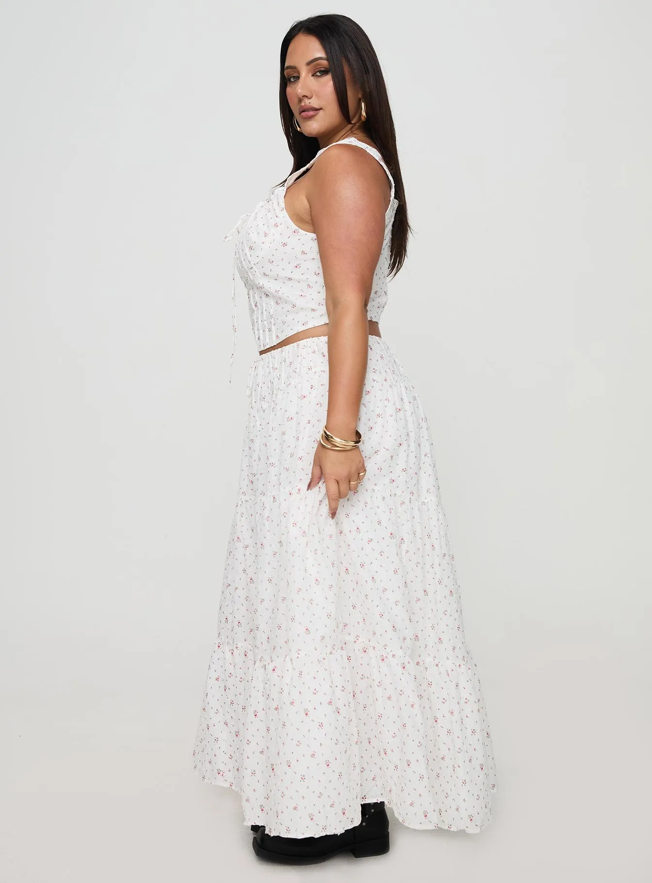 Cherry On Top Maxi Skirt White Floral Curve