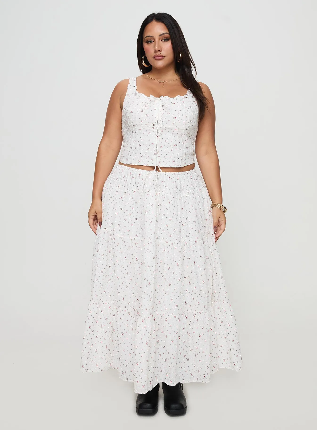 Cherry On Top Maxi Skirt White Floral Curve