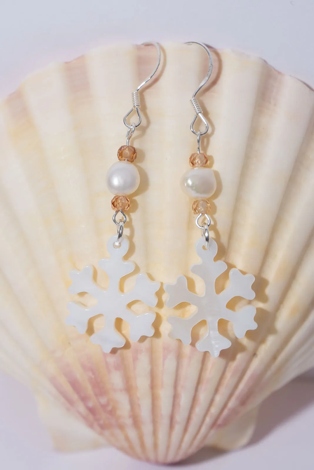 Earrings Cay Island Snowflake Mocha