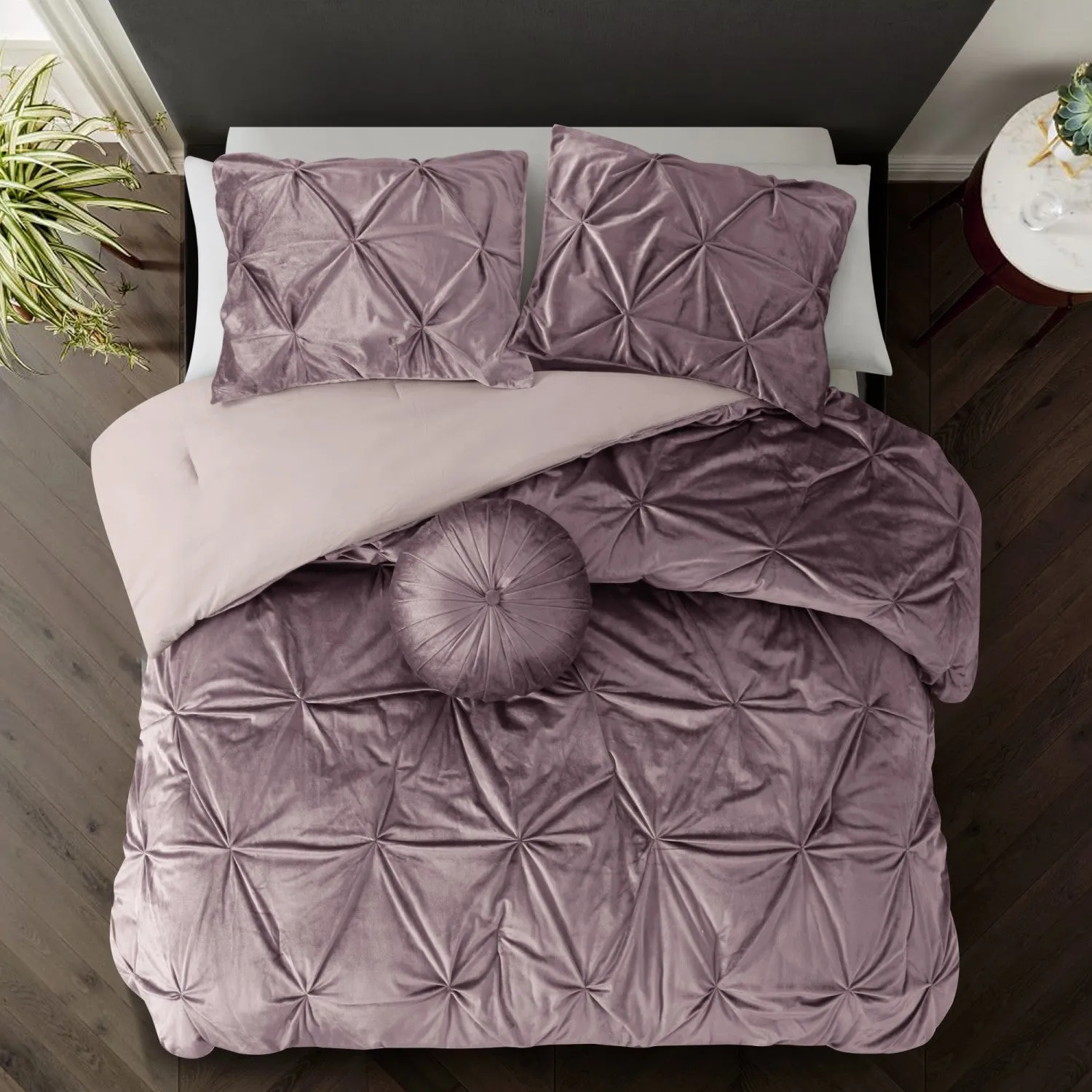 Emmalee Comforter Set