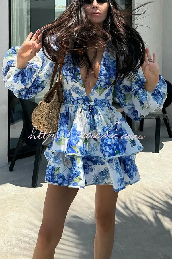 Feminine and Sexy Floral Print Deep V-neck Balloon Sleeve Tiered Mini Dress