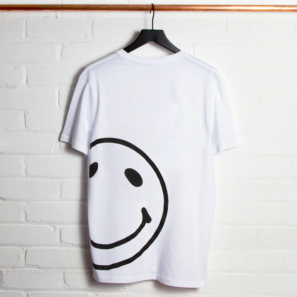 Side Smiley Back - Tshirt - White