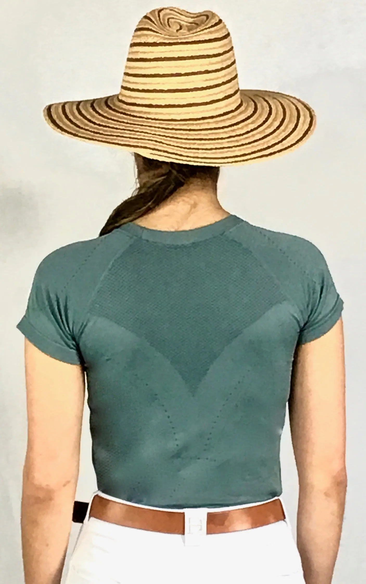 Signature Layering Seamless Tee in Soft Jade